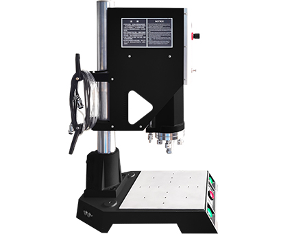 1526压铸产品去水口实拍